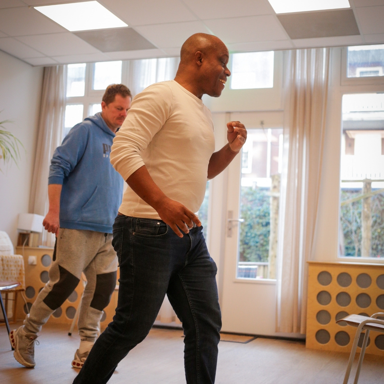 Dansen op Salsa muziek voor mensen met een verstandelijke beperking