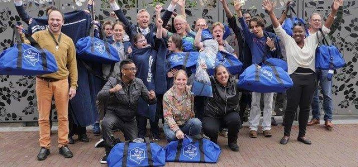 Sporters Special Olympics uitgezwaaid